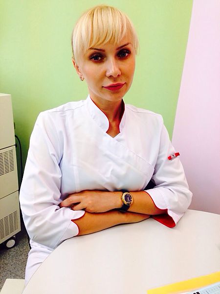 Хван Ксения Сергеевна-  врач косметолог, дерматовенеролог